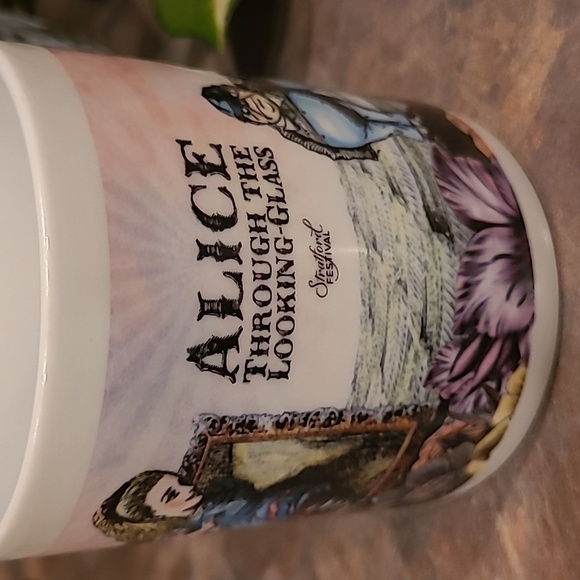 ALICE THROUGH THE LOOKING-GLASS Stratford Festival Ceramic Mug - Picture 3 of 10